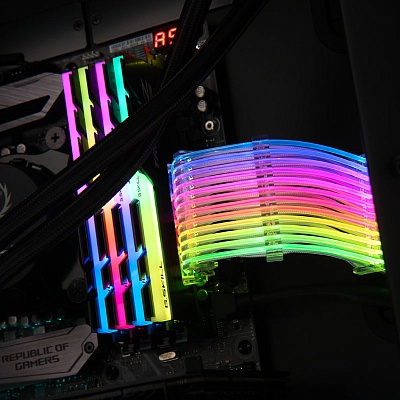 Lian Li Strimer 24-Pin RGB Motherboard Cable